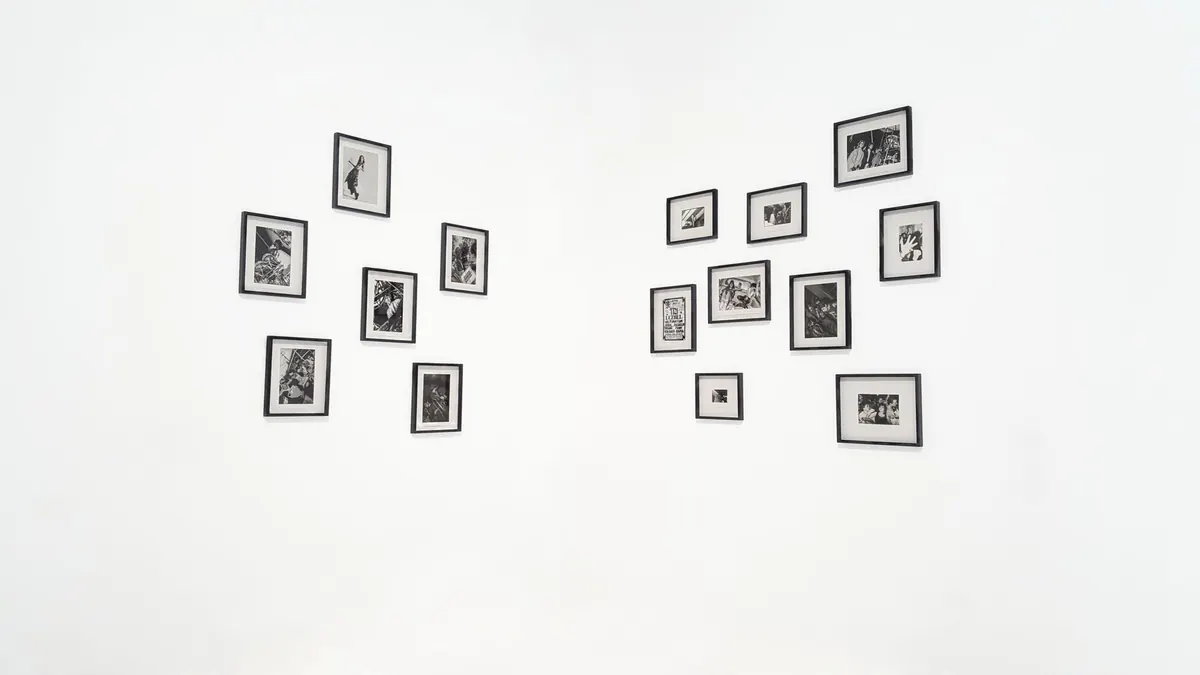 How to Hang a Gallery Wall Like a Pro: Layout, Tools, and Tips
